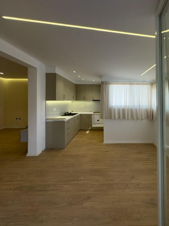 Shitet Apartament 1+1 ne Fresk/ Prane Pasticeri Melisa