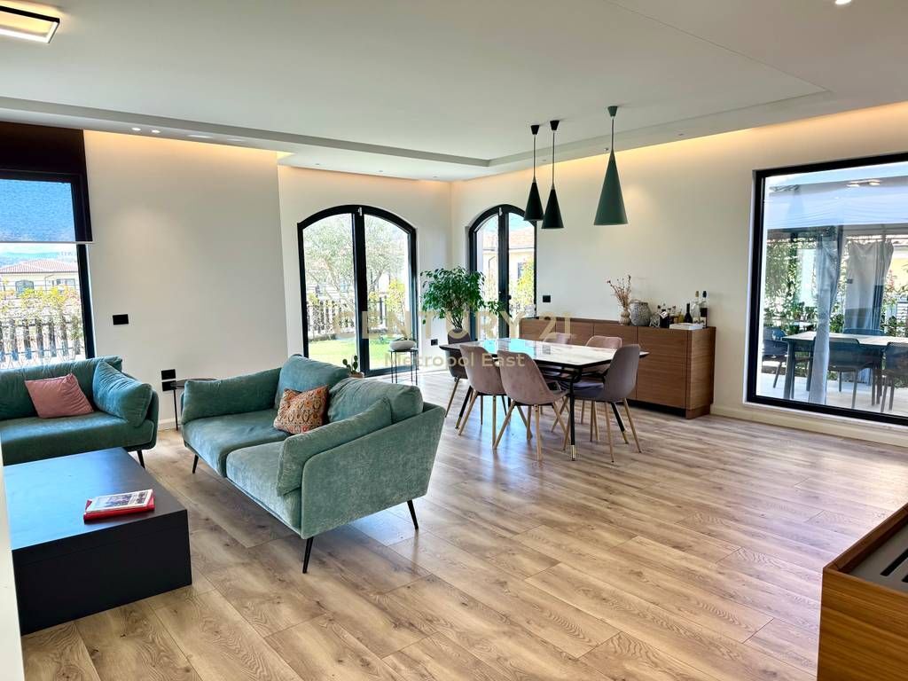 Vile moderne per qera ne Tuscany Villas 2