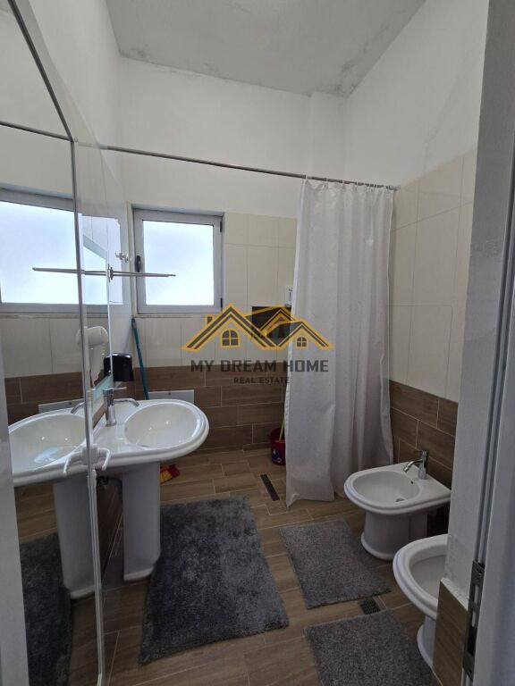 Apartament 1+1 me verande Pamje Deti Për Shitje në Currila, Durrës !