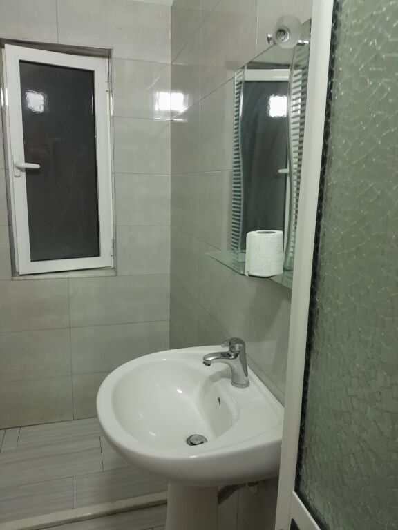 🏡 Appartamento 1+1 in Affitto Vicino alla Circonvallazione, in Via Bardhyl