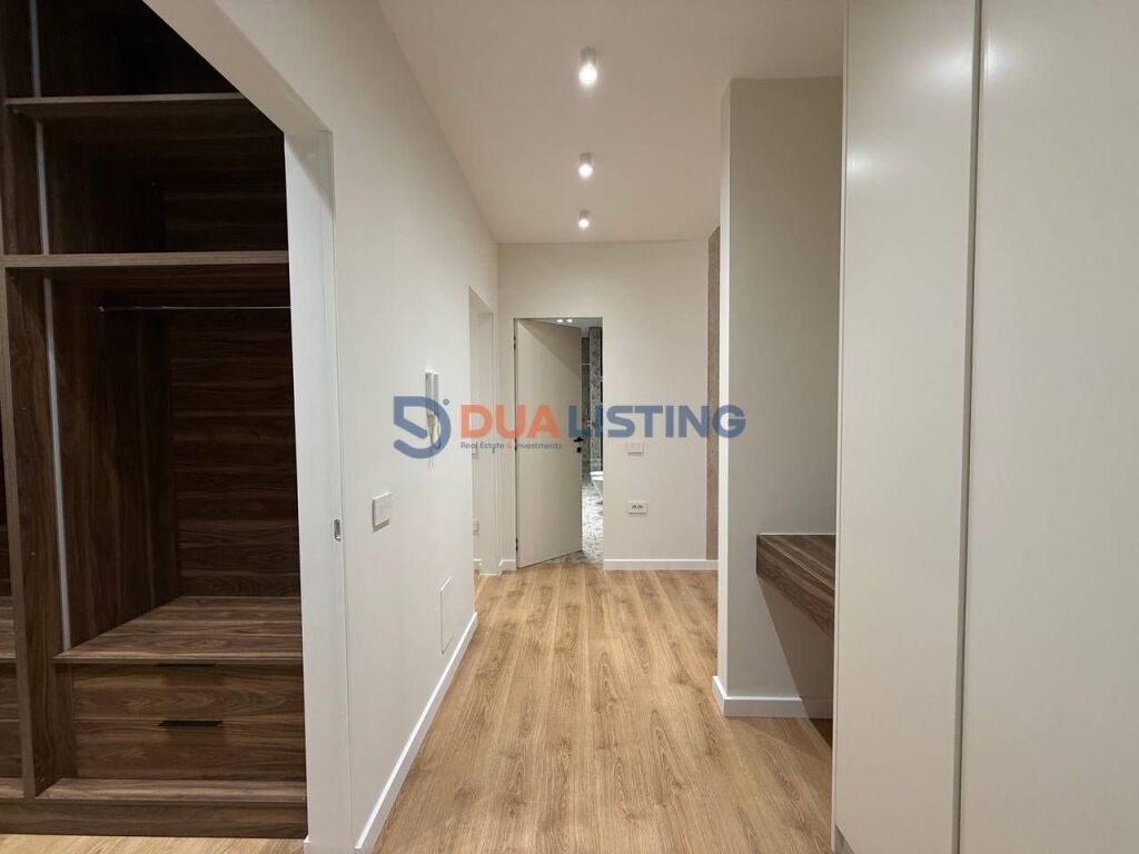 FOR RENT, LUXURY APARTMENT 2+1+2 WITH PARKING SPACE