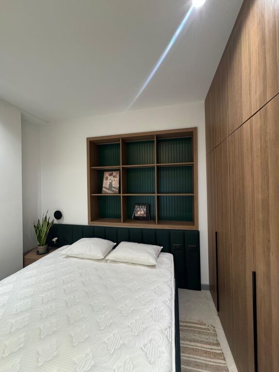 Apartament 1+1 per qera Prane Ambasades Amerikane !