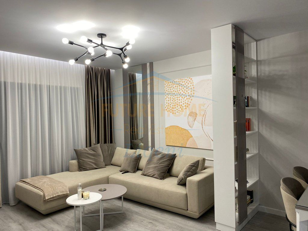 Qera, Apartament 2+1+Post Parkimi, Green City, Tiranë.