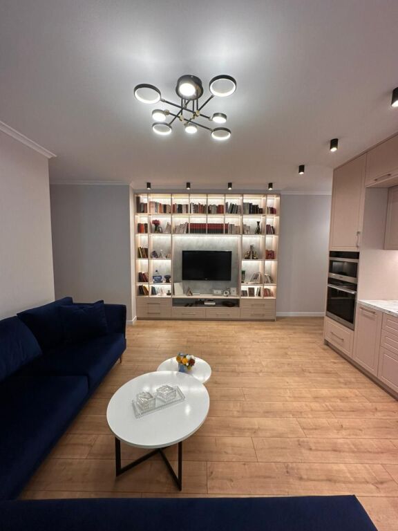 Rent, Apartment 3+1+2+Parking space Train Station, Tirana.