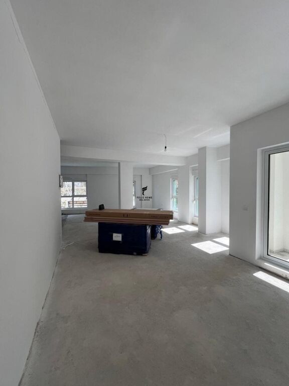 DYQAN ME QERA 220 M2 ALI DEMI 300.000 LEKE FH-73194