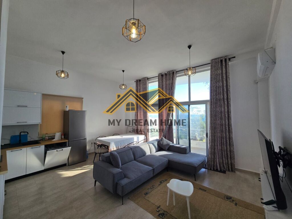 Apartament 1+1 me verande Pamje Deti Për Shitje në Currila, Durrës !