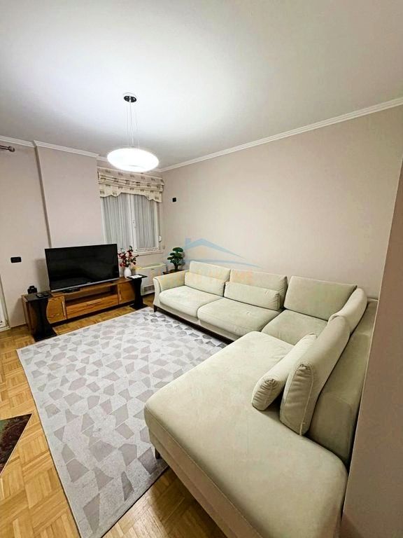 Rent, Apartment 2+1, Willson Square, Tirana