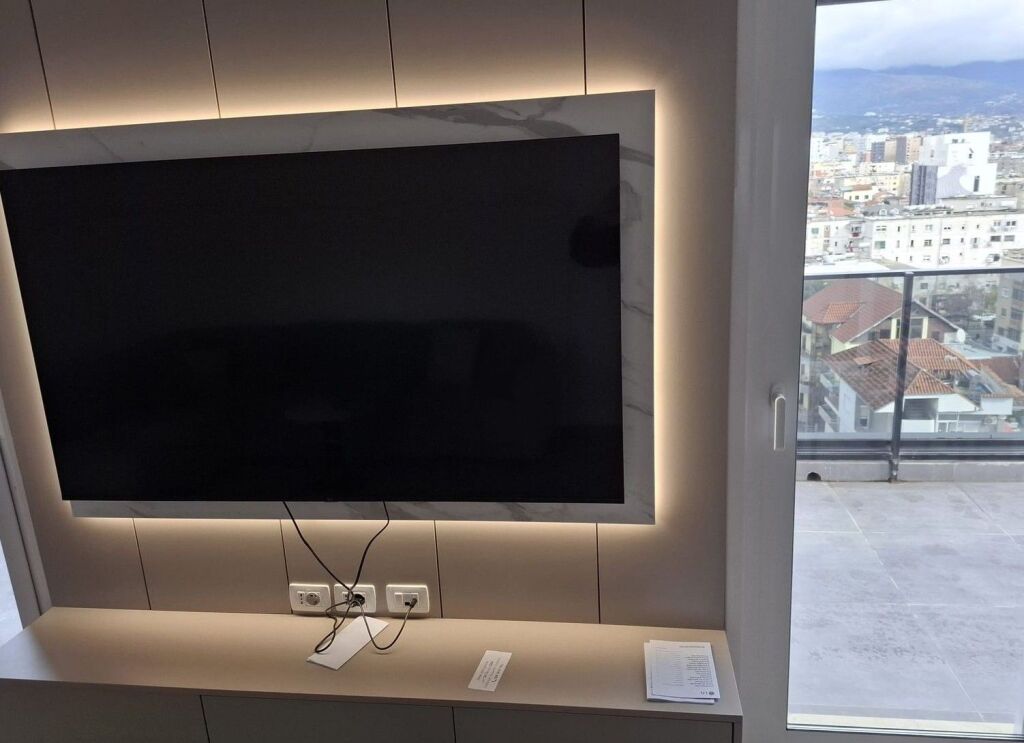 📌 Apartment 2+1+2+🅿️ for Rent – Near the Red School
