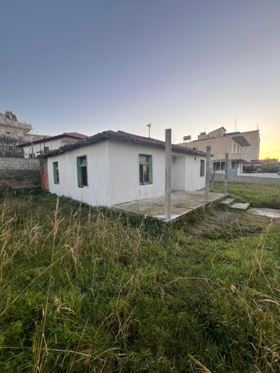 🏡 Shitet Shtëpi Private në Shkallnur, Durrës