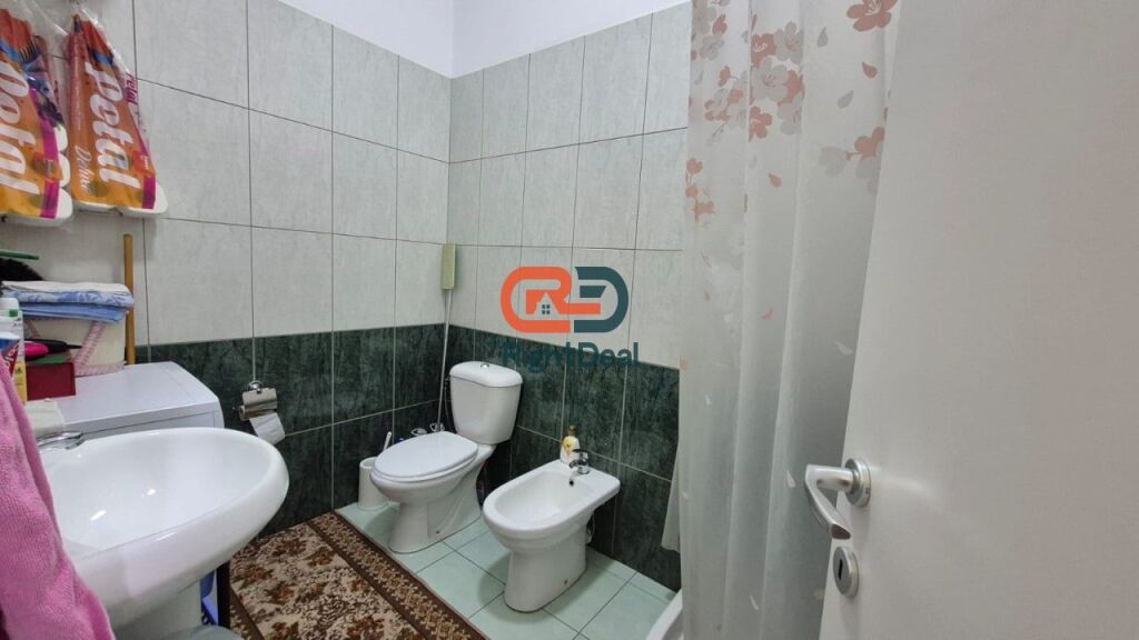 Ne Zonen Me Te Mire Te Freskut, Shitet Super Prone E Ndare Ne Apartament 2+1 Dhe 1+1 !!!!