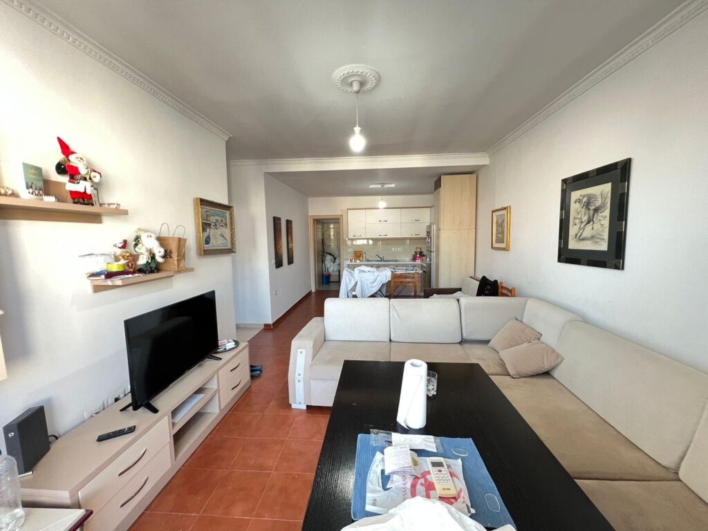 1+1,kat 6 pa ashensore,vasil shanto,600 euro