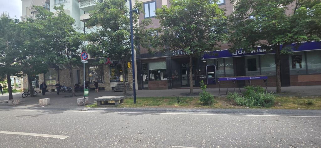 Open Space Shop for Rent in the Center/ Near Zogu i 1 Boulevard close to Ufon