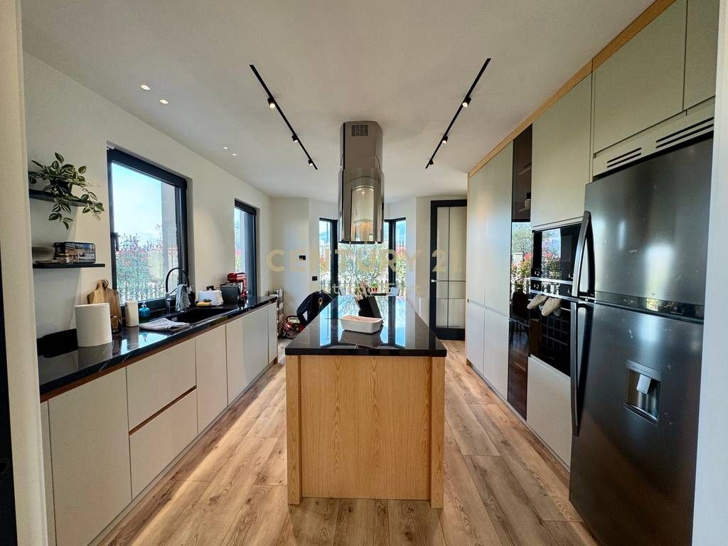Vile moderne per qera ne Tuscany Villas 2