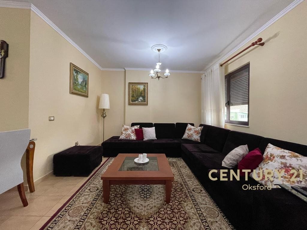 2+1 apartment for rent at Wilson Square