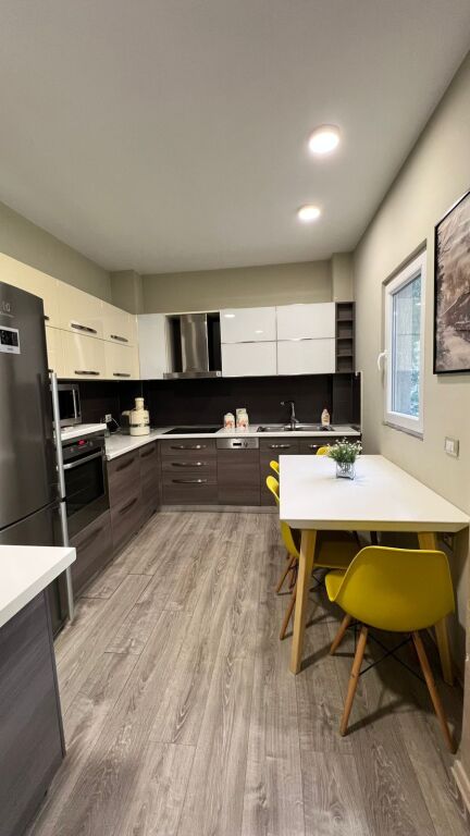 2+1 apartment for sale at Kodra e Diellit