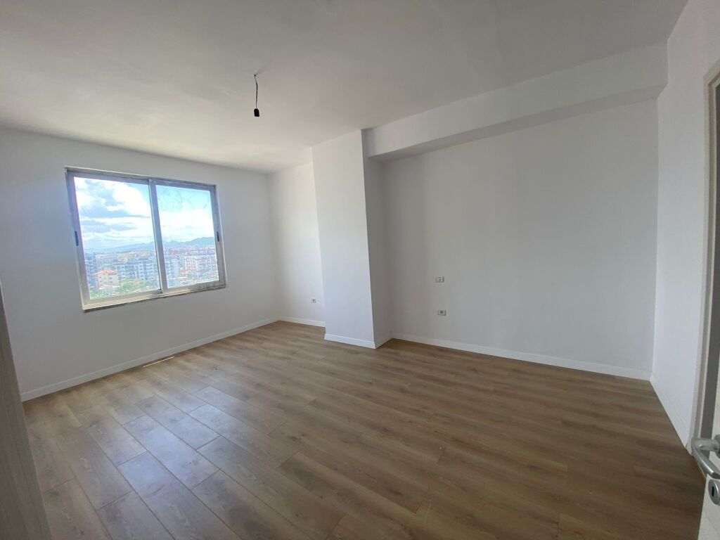 Appartamento 2+1+2 + veranda in vendita, Astir