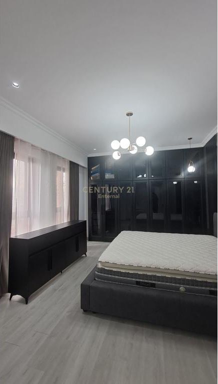 Luxury 2+1 apartment for rent at Garden Building