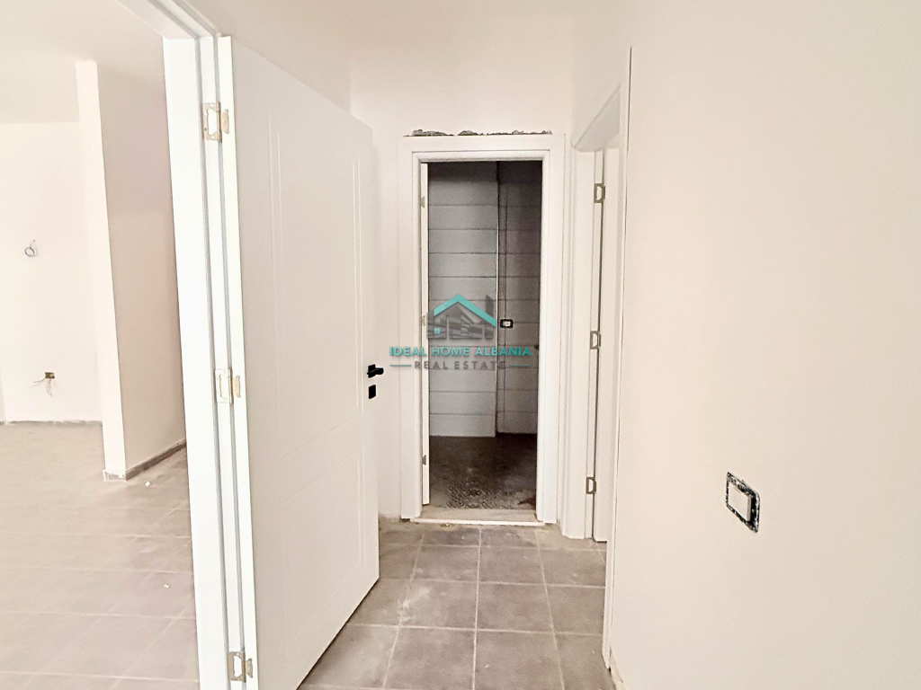 2+1 Apartment for sale – Lungomare, Vlorë