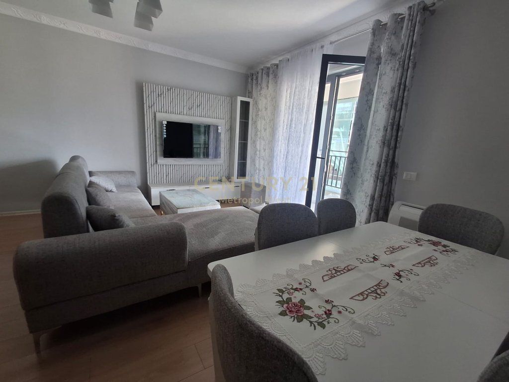 Apartament 1+1+ post parkim pranë Bulevardit të Ri!
