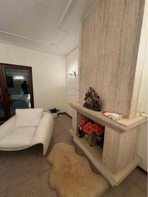 Qera,Apartament 3+1+2,Rruga e Elbasanit
