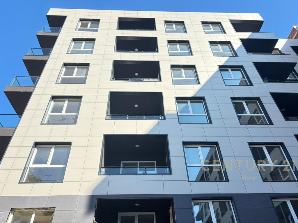 SHITET APARTAMENT 1+1 MONTEVIDEO RESIDENCE TE MALI ROBIT!