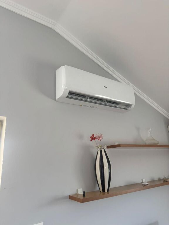 🏡 2+1 Me Qera Tek Rruga Pjetër Budi – Parkim &amp; Oborr Privat ✨
