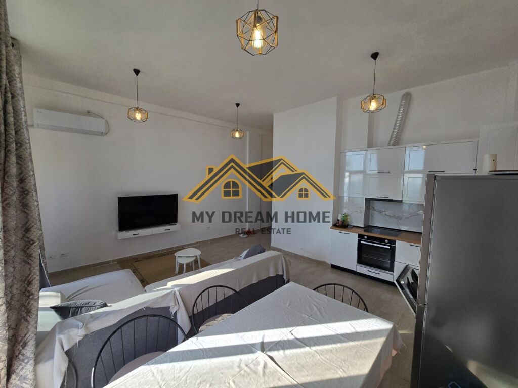 Apartament 1+1 me verande Pamje Deti Për Shitje në Currila, Durrës !