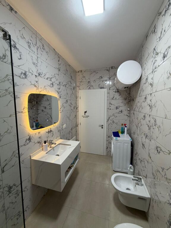 SHITET APARTAMENT 1+1 GOLEM 95.000 EURO FH-73302