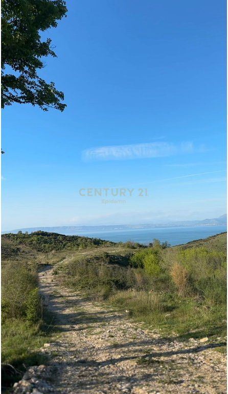 LAND FOR SALE WITH SEA VIEW ON THE PROMENADE, RODONI CAPE 13,500 m²