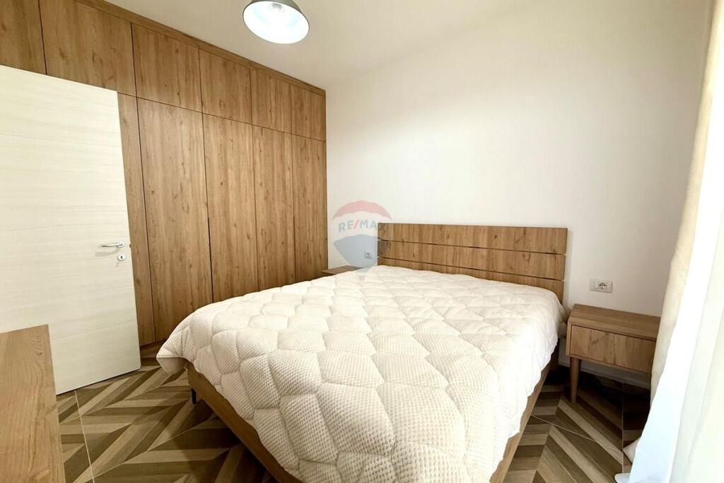 Apartament 1+1 i mobiluar tek E88, Laprake!