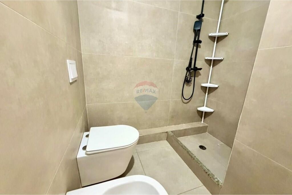 SHITET APARTAMENT 1+1,REZ.. KODRA E DIELLIT 2