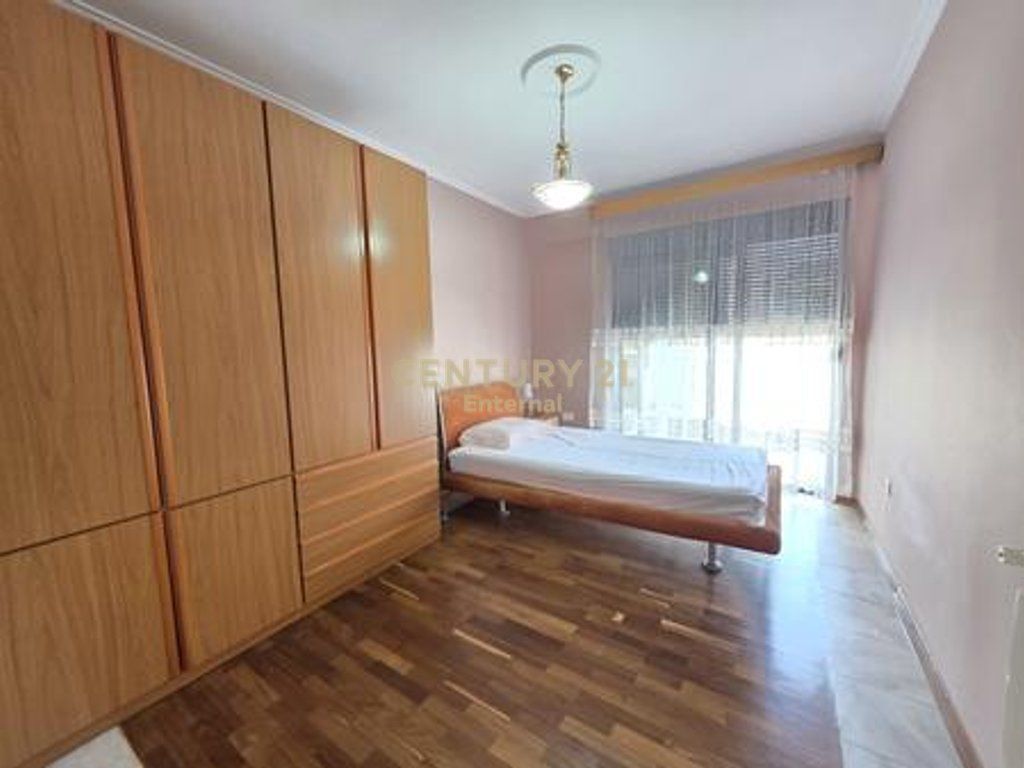 APARTMENT 2+1+2 FOR RENT IN THE FORMER BLOK