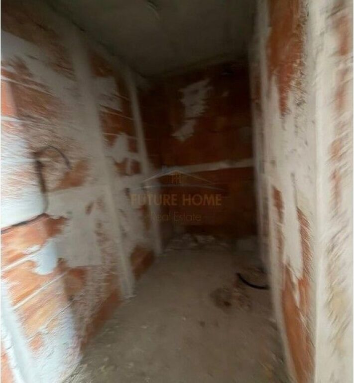 Shitet , Apartament 1+1+Post Parkimi , Ish Fusha e Aviacionit.