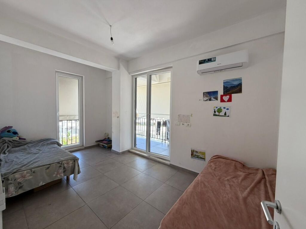 🏡 Jepet me qira apartament 3+1+2 📍 Tek 5 Maji💶 Çmimi: 600 Euro / muaj (i diskutueshëm)
