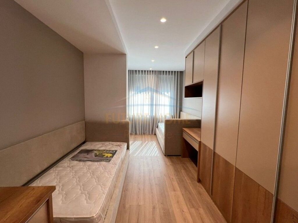 Rent, Apartment 2+1+Parking, Elbasani Street, Tirana