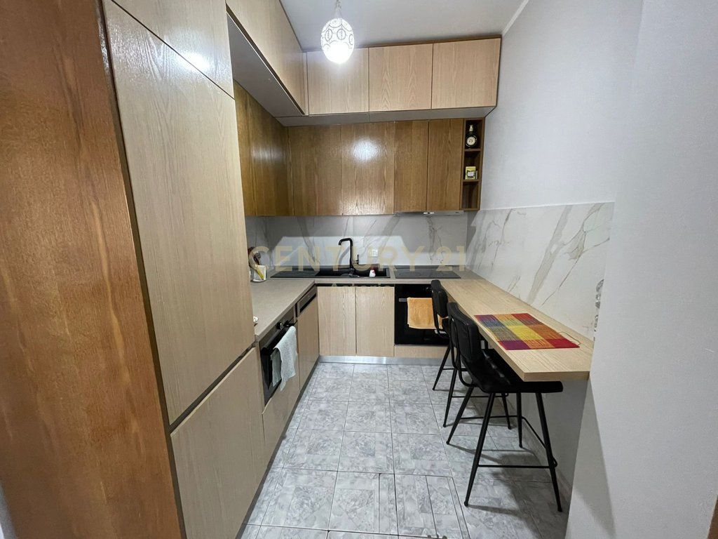 AFFITTO, APPARTAMENTO MODERNO 2+1, VASIL SHANTO 650 € /Mese