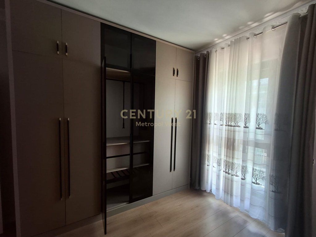 Apartament 1+1+ post parkim pranë Bulevardit të Ri!