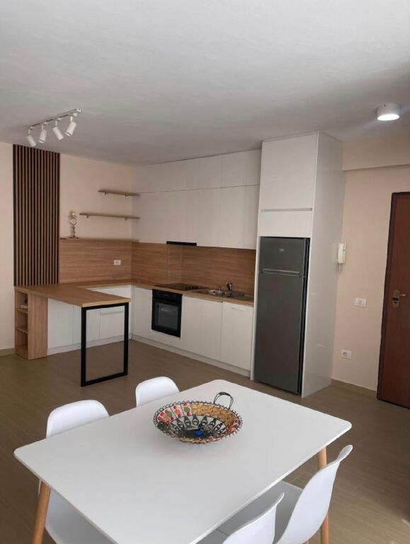 🏡 SHITET SUPER APARTAMENT TEK GRAND BLUE FAFA NË – GOLEM 🌊