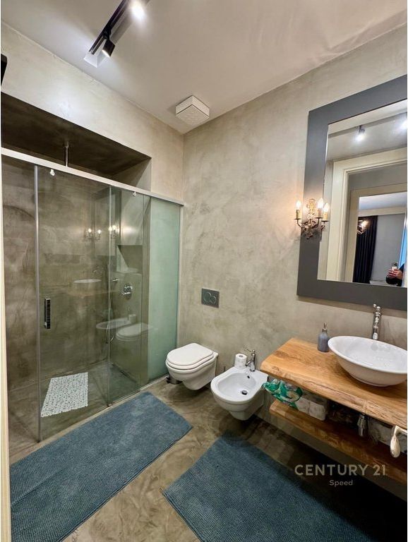 Apartment 2+1+Parking Space for rent at Ambasador 3!!