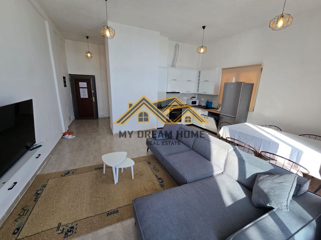 Apartament 1+1 me verande Pamje Deti Për Shitje në Currila, Durrës !