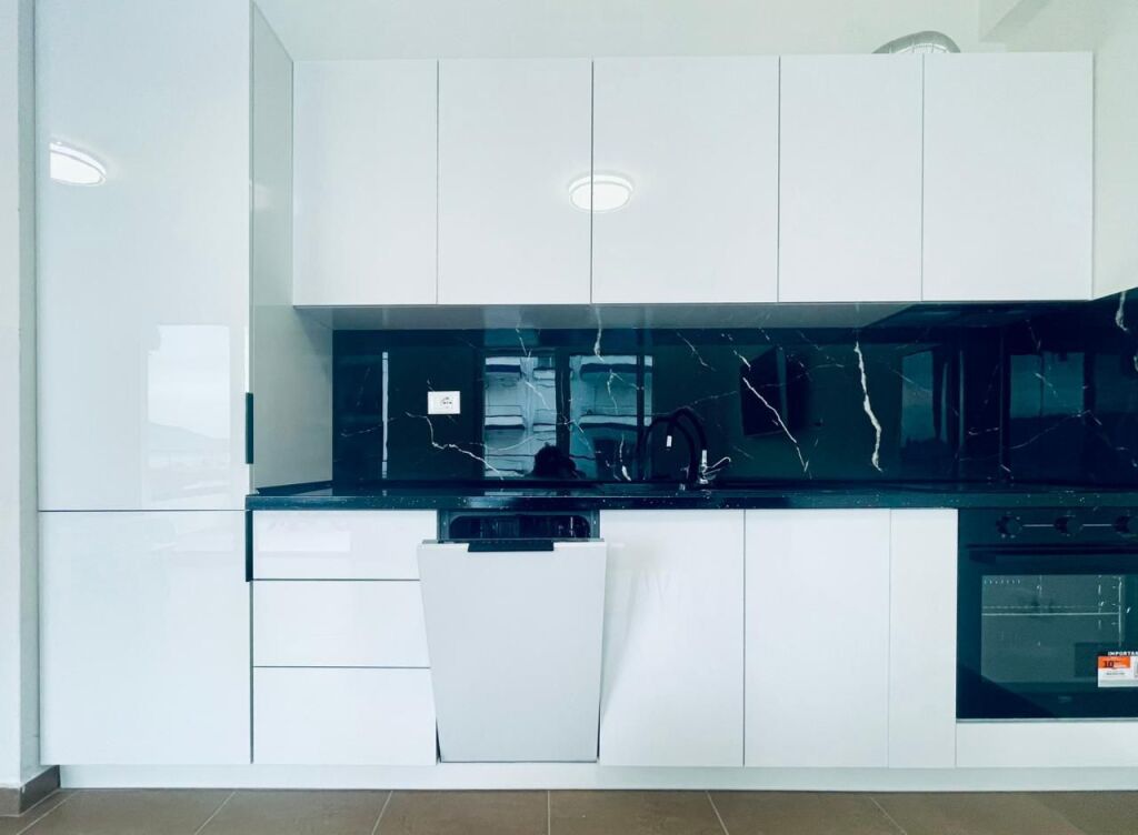 🌊Apartament 1+1 me Pamje Deti + Vend Parkimi me Qira Afatgjatë - Uji i Ftohte, Vlorë