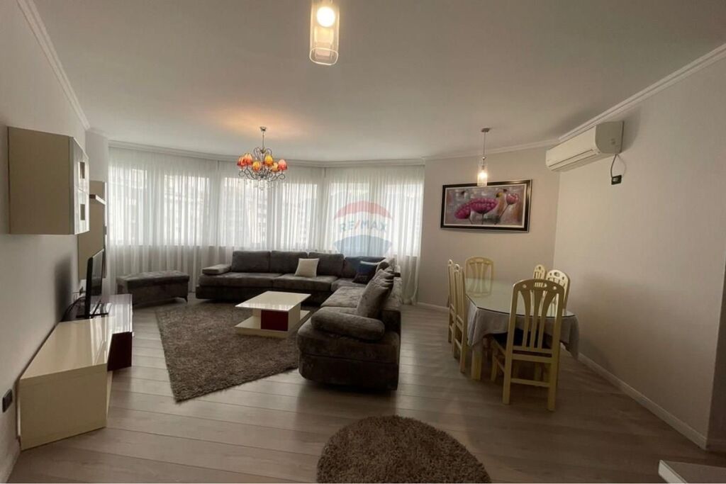 Apartment 3+1 for Rent on Kavaja Street