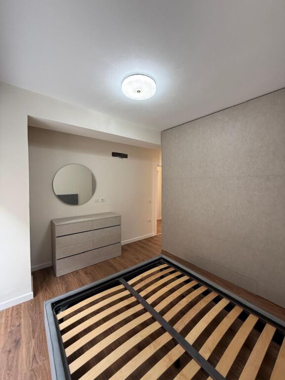 Shitet Apartament 3+1+2+Verande