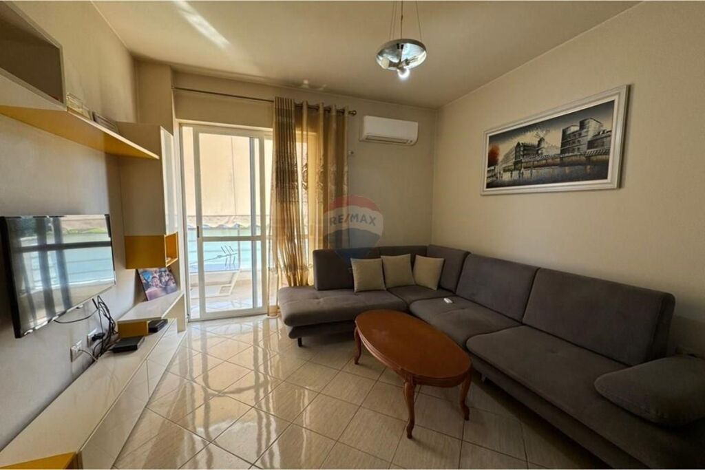 Shitet Apartament 1+1 te Eleonora