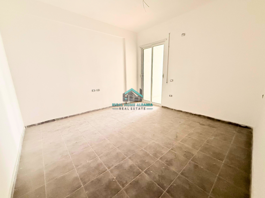 2+1 Apartment for sale – Lungomare, Vlorë