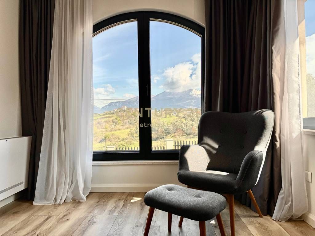 Vile moderne per qera ne Tuscany Villas 2