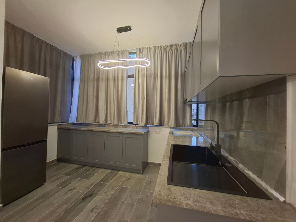 Appartamento 1+1 in Affitto 📍Centro, Dietro Ufos 600Lek/mese