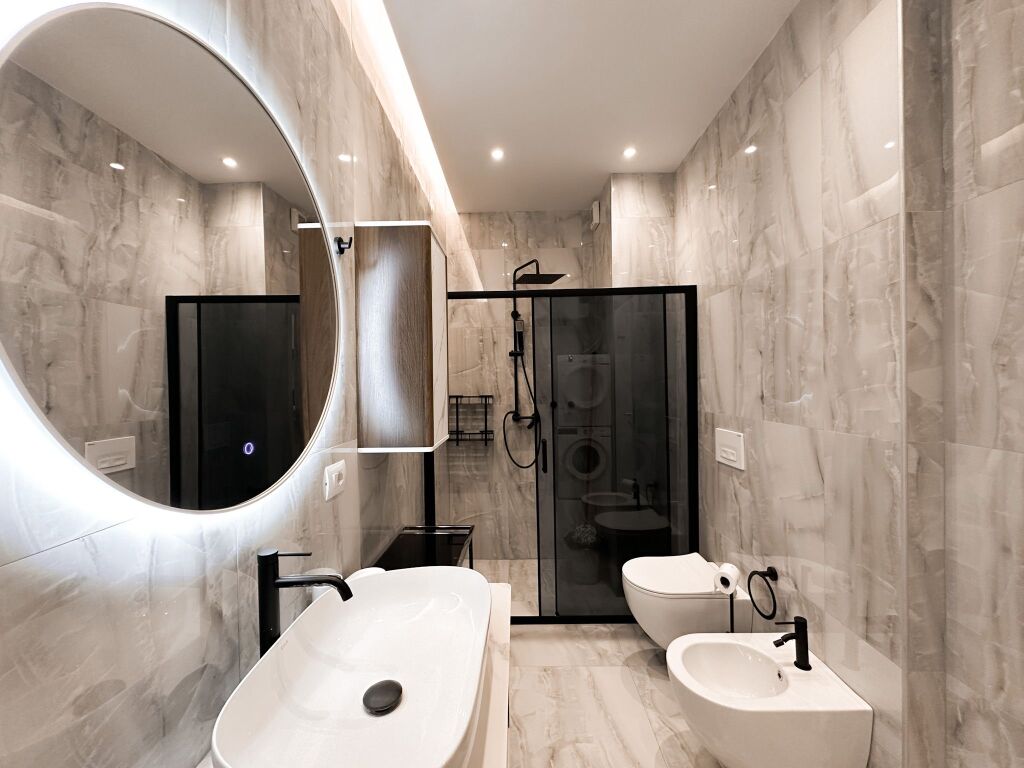 Apartment 2+1 for rent  post parking Bulevardi i Ri