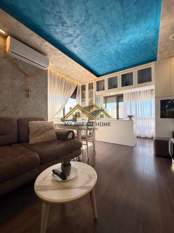 Super Apartament 1+1 për Shitje – Plazh Durrës, me Pamje Deti
