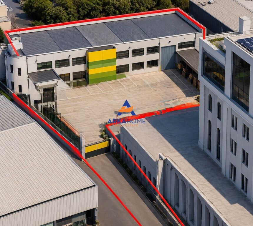JEPET ME QERA KAPANON 2200M2 "TE AUTOSRADA TIRANË-DURRES" 3900 EURO